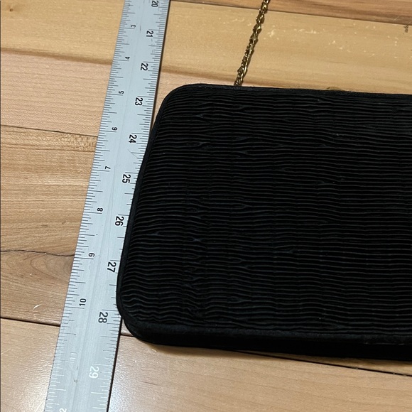 Elegant Vintage Black Evening Crossbody/Clutch - Picture 4 of 17